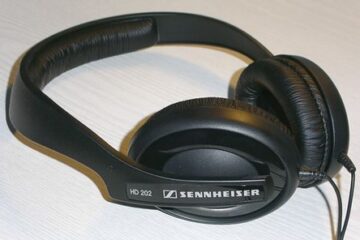 Sennheiser HD202 Review