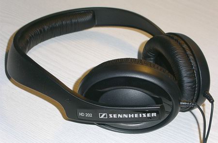 Sennheiser HD202 Review Headfonics