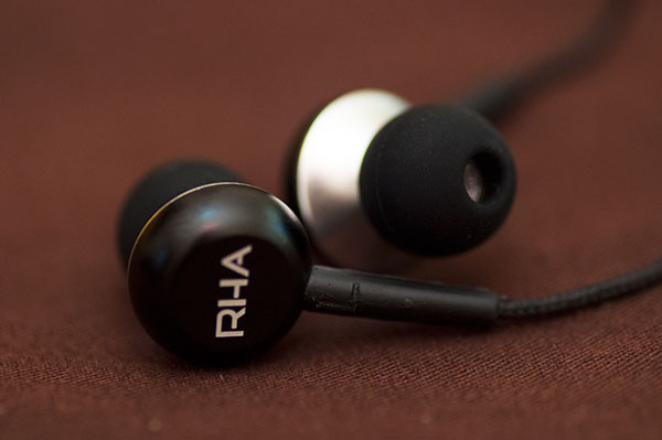 Rha discount earphones price