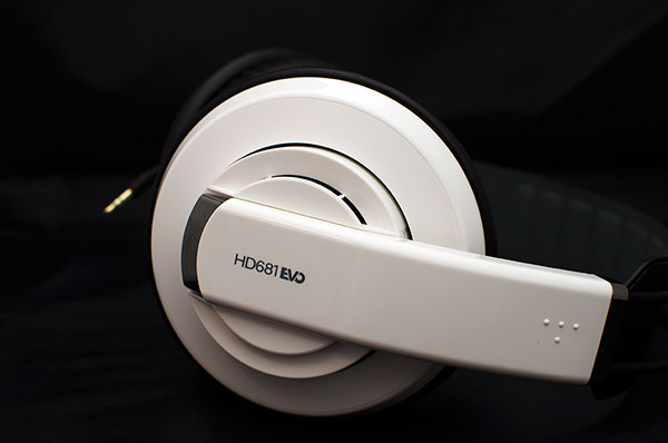 The HD681 Evo by Superlux Headfonics