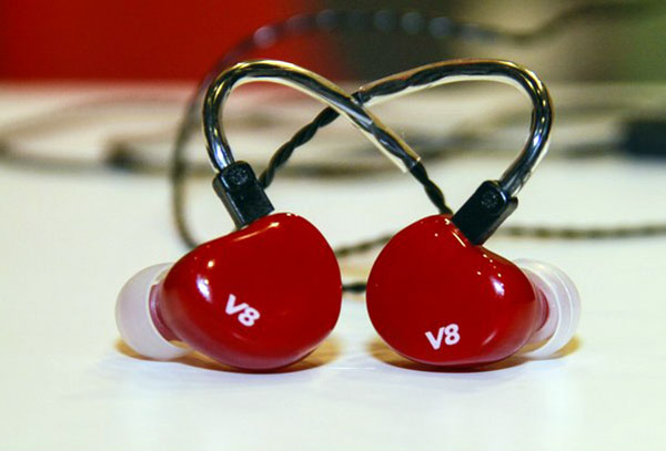 64 Audio V8 Review — Headfonics