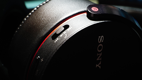 Sony MDR XB950BT Review Headfonics