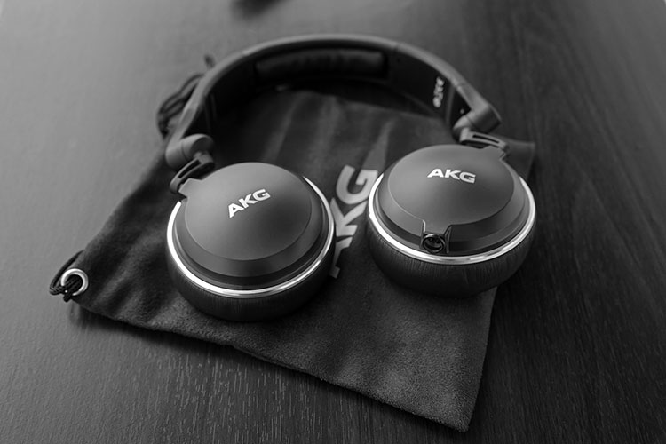 Akg discount k 182