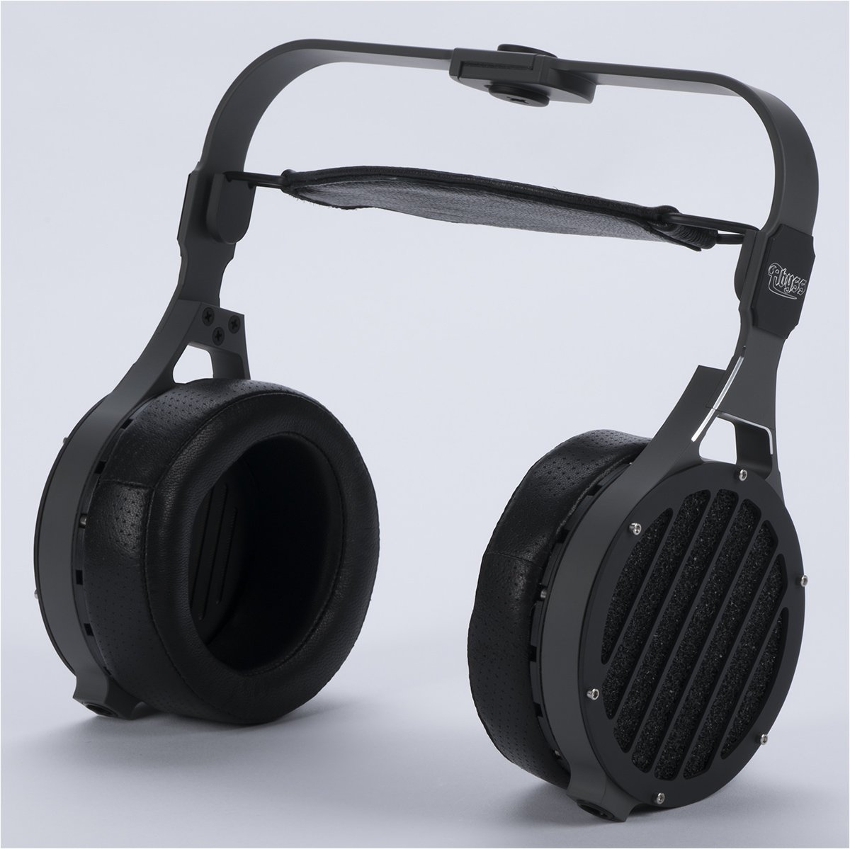 Abyss Headphones Diana Phi First Contact Headfonics