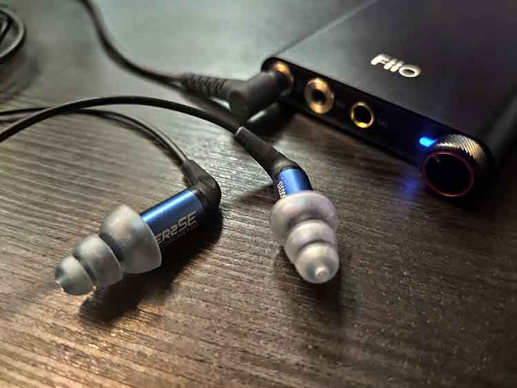 FiiO Q3 Review — Headfonics