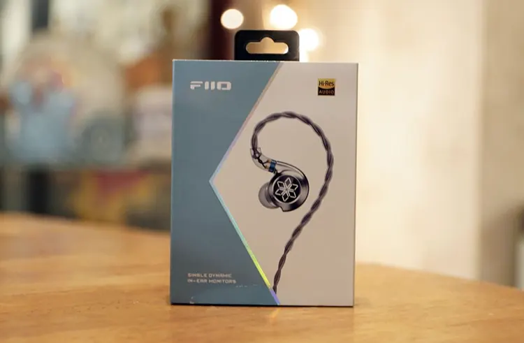 FiiO FD11 packaging
