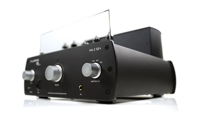 Auris HA-2SE+ amplifier design