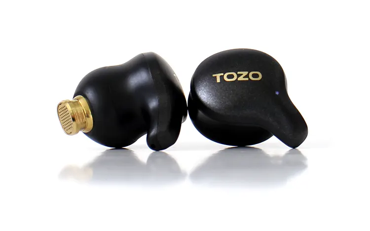 TOZO Golden X1 comfort and isolation