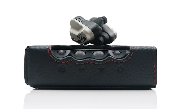 Vision Ears VE10 paired with Chord Mojo 2