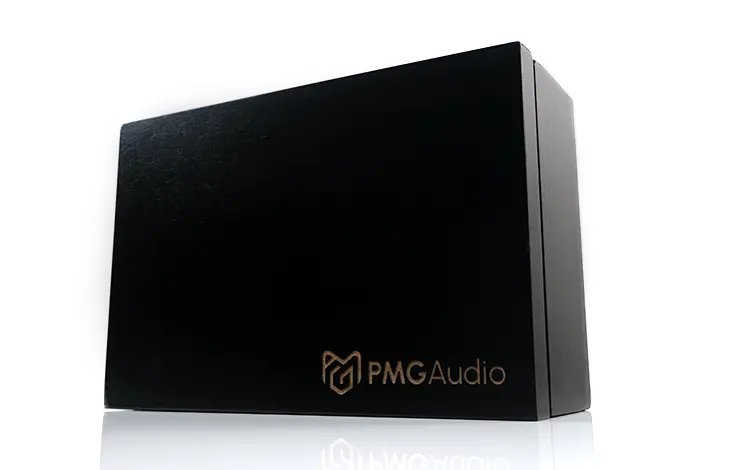 PMG Audio Apx closed display box