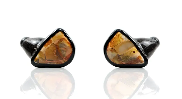 PMG Audio Apx front facing amber plates
