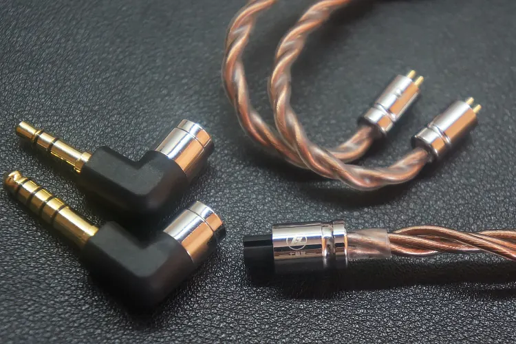 7Hz Aurora stock cable