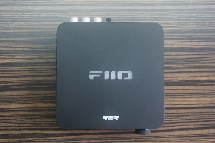 FiiO K11 R2R top panel