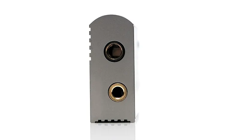 iBasso DC-Elite Headphone Input Ports