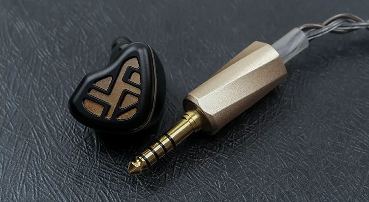 Luminox Audio First Light with Morning Star R2216 IEM cable