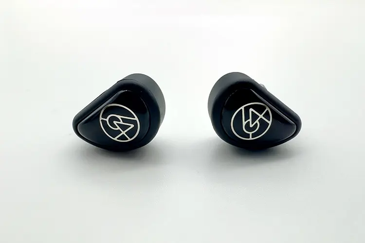 64 Audio Aspire 4 shells