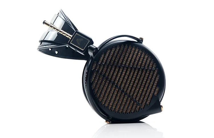 Side view of the Audeze LCD-4z