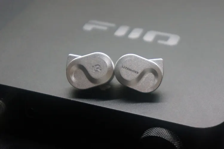 LETSHUOER S08 paired with FiiO K11