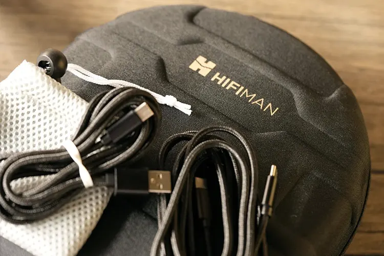 HIFIMAN ANANDA-BT R2R accessories