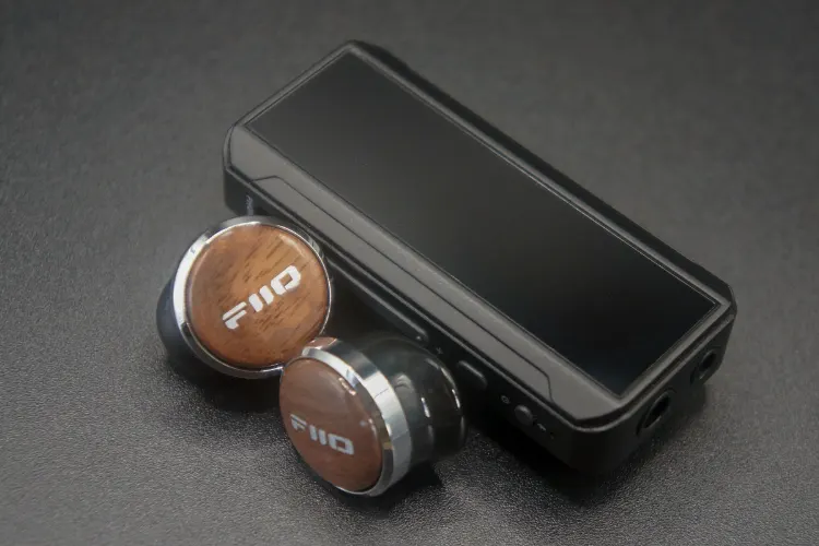 FiiO FP3 beside FiiO BTR13