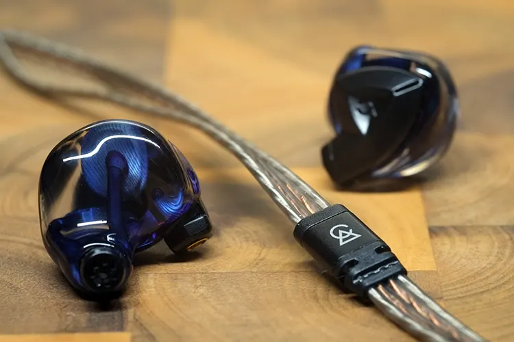 Campfire Audio Clara cable between two shells