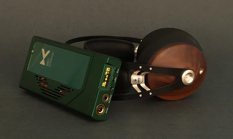 xDuoo XD05T paired with Meze Audio 99 Classics headphones