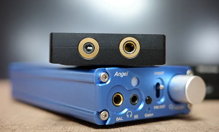 EarMen L-Amp bottom panel