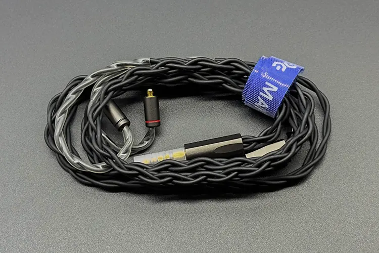 Elysian Acoustic Labs APOSTLE stock cable