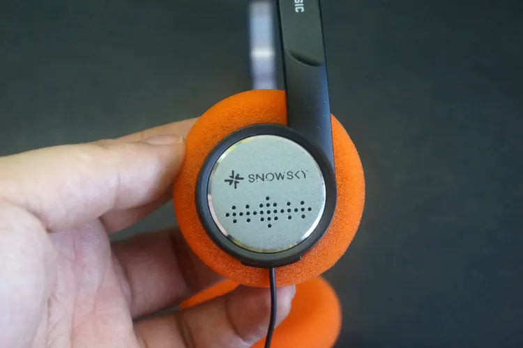 FiiO SNOWSKY Wind in a hand