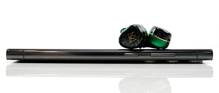 Noble Audio Rex5 on top of Samsung S23 Ultra