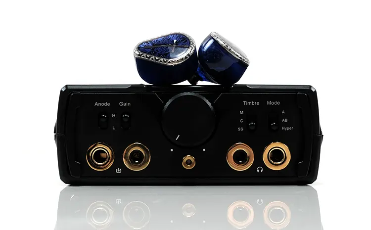 Nostalgia Audio Durandal on top of Cayin C9ii