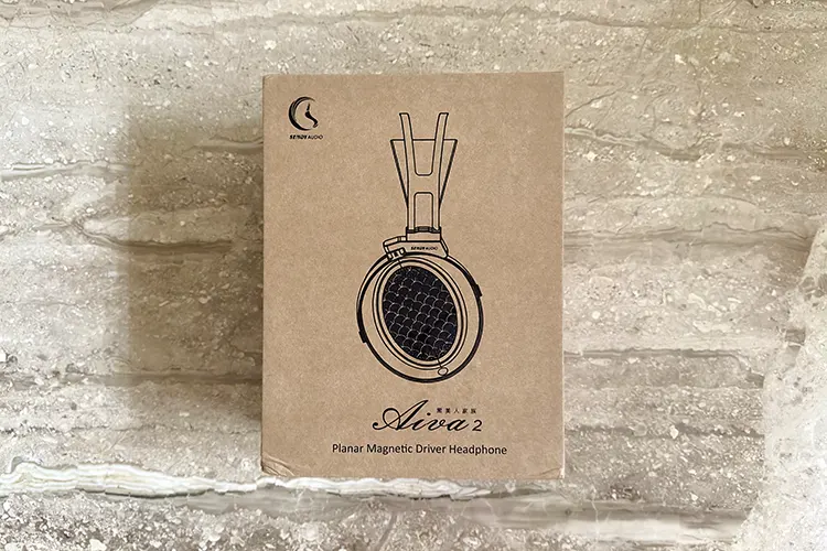 Sendy Audio Aiva 2 box