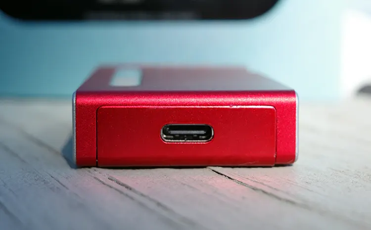 FiiO RR11 USB-C port on bottom panel