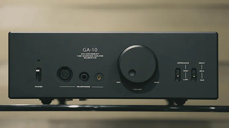 HIFIMAN Goldenwave GA-10 front faceplate power off
