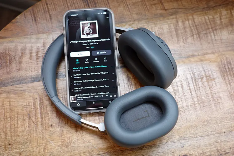 MOONDROP Edge App 2 with iPhone