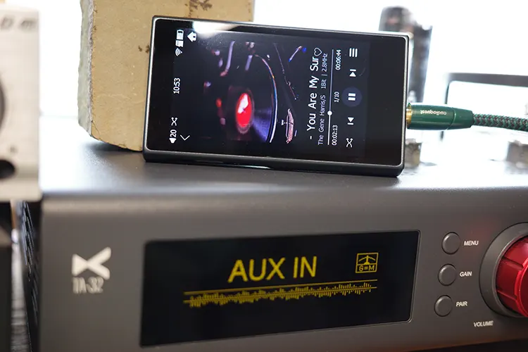 xDuoo X5 on top of TA-32 integrated DAC and headphone amplifier