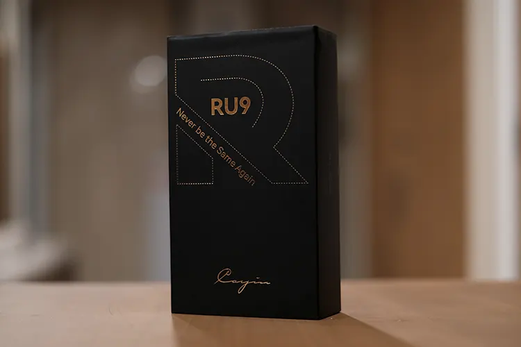 Cayin RU9 box