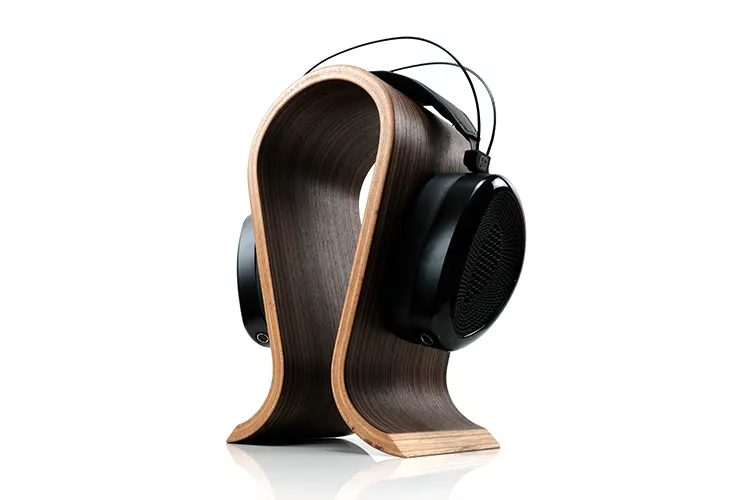 Dan Clark Audio NOIRE XO on an omega wooden headphone stand
