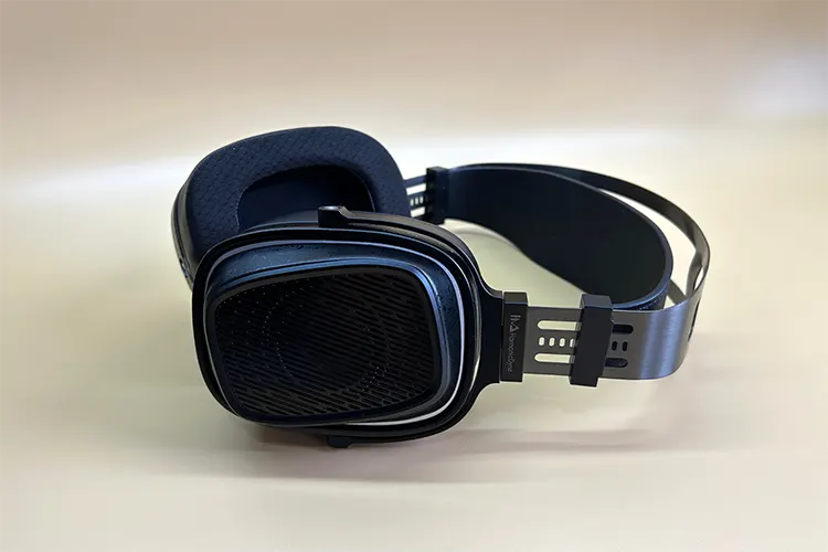 Harmonicdyne Baroque headphones