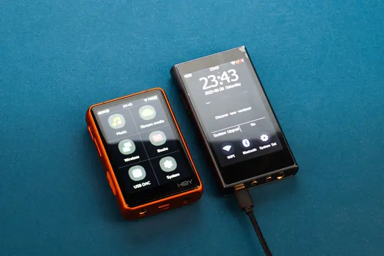 HiBy R3Pro II beside the xDuoo X5