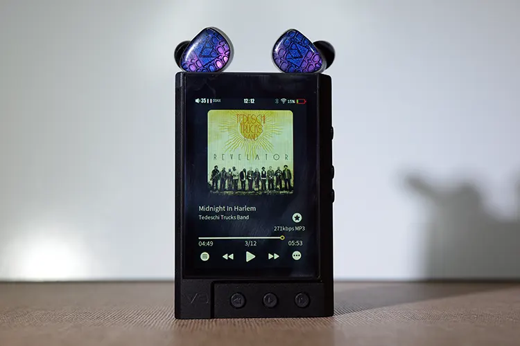 TempoTec V3 Blaze with Noble Audio Knight IEMs on top