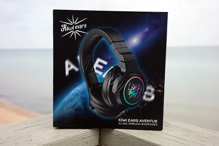 Kiwi Ears Aventus box