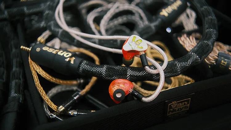 SIAS 2025 - Yongse IEM Cable