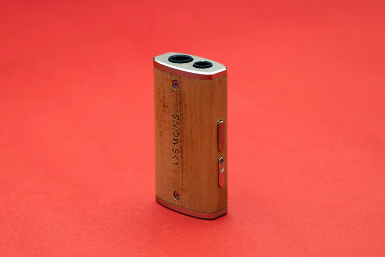 FiiO SNOWSKY Melody standing upright