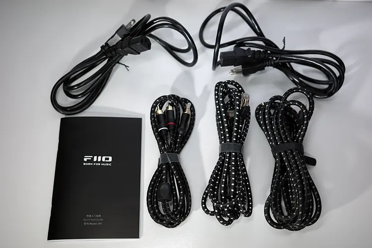FiiO SP5 accessories