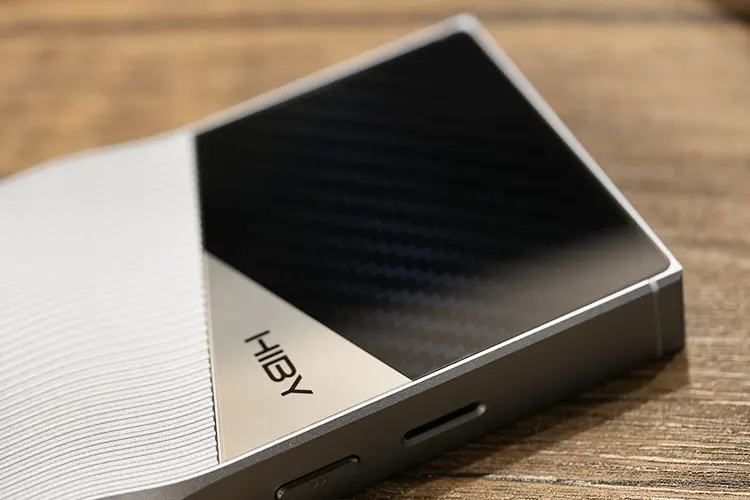 HiBy R6Pro II 2025 back plate