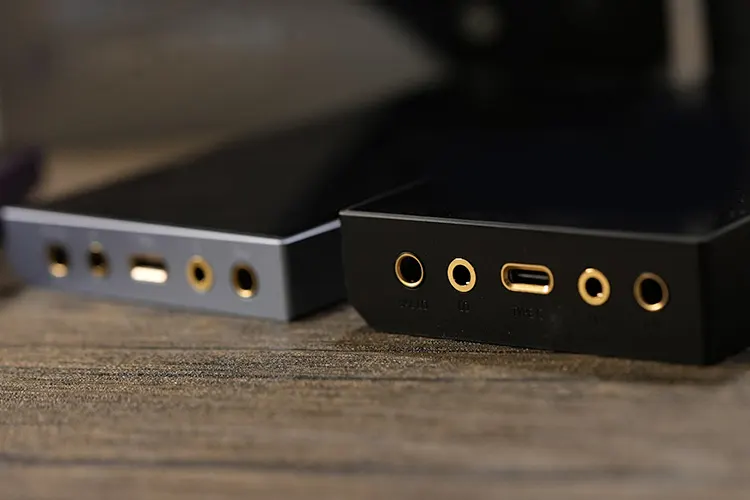 HiBy R6Pro II 2025 beside HiBy R6Pro MAX