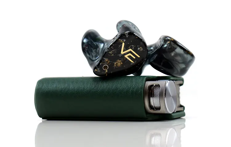 Vision Ears ZEN shells on top of iBasso DC-Elite dongle