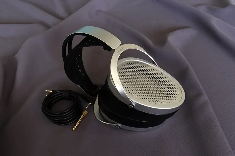 HIFIMAN EDITION XV ヘッドフォン HIFIMANから平面磁気駆動型ヘッドホン『EDITION XV』と スタジオ