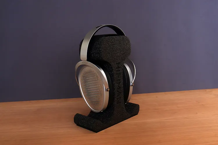 HIFIMAN Edition XV on a black foam headphone stand